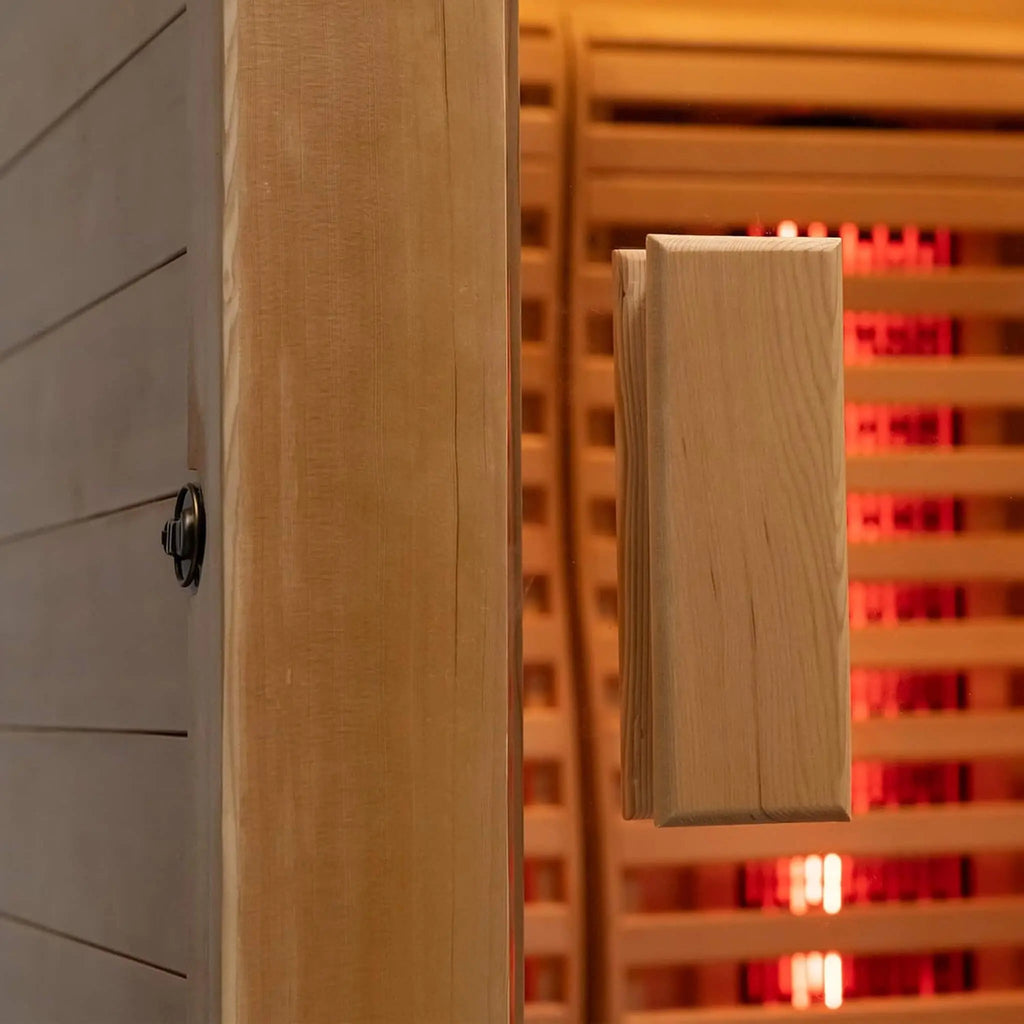 Rövia Luma sauna door handle detail
